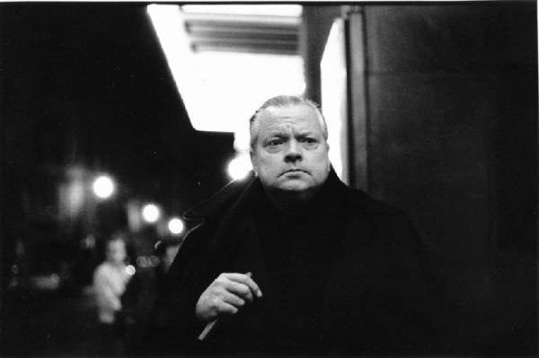 Roma - Teatro Sistina, ingresso esterno - Ritratto maschile - George Orson Welles, attore e regista statunitense