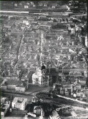 Fotografia di autore non identificato: Como - La Casa del fascio dall'alto nel contesto urbano, post 1932; Fondo Fotografico Cultura - Provincia di Como