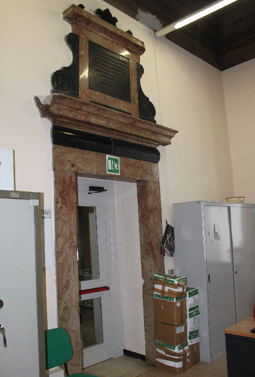 portale - ambito lombardo (primo quarto sec. XVII)