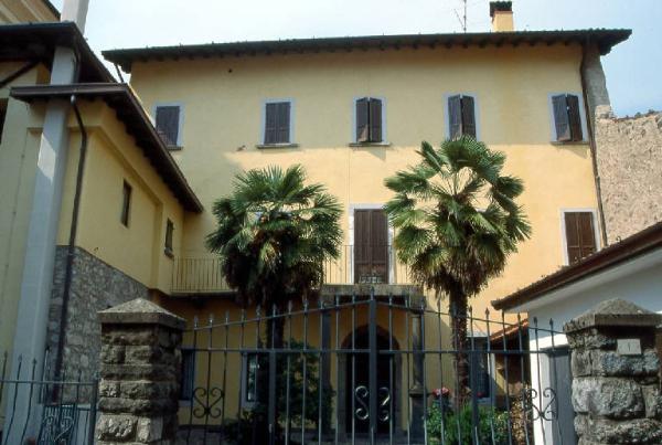 Residenza annessa alla chiesa di S. Giovanni Battista