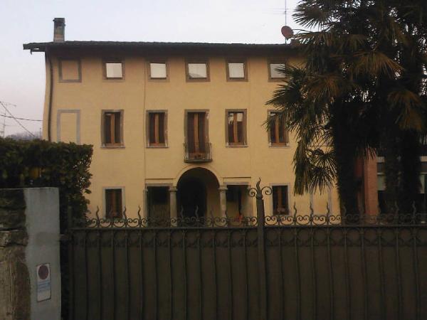 Casa Rivola (ex)