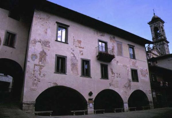 Palazzo Pretorio (ex)