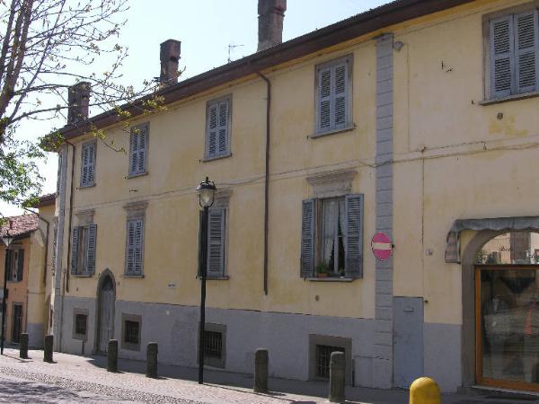 Casa Via Roma 12