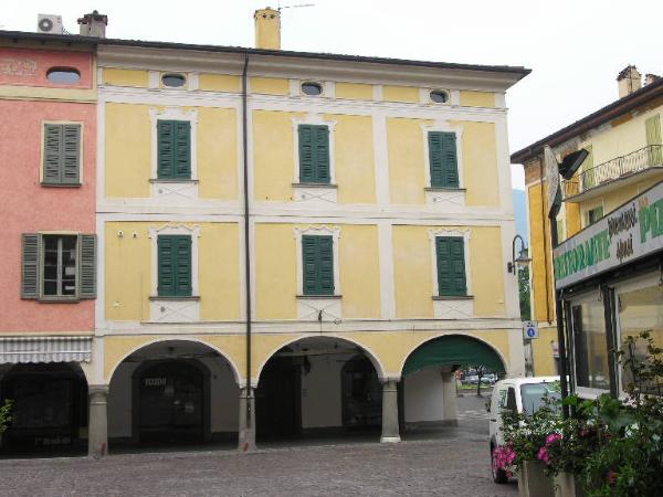 Casa Largo Zanardelli 16