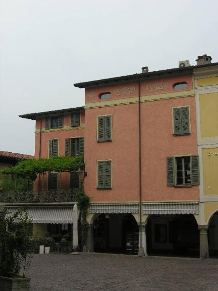 Casa Largo Zanardelli 18