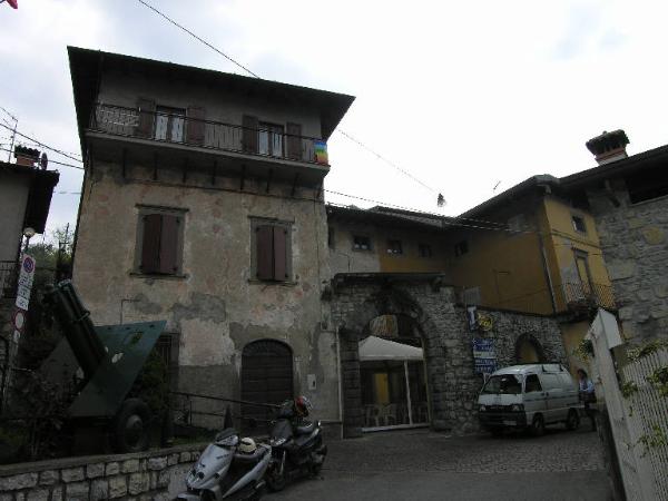 Palazzo Via Roma 59