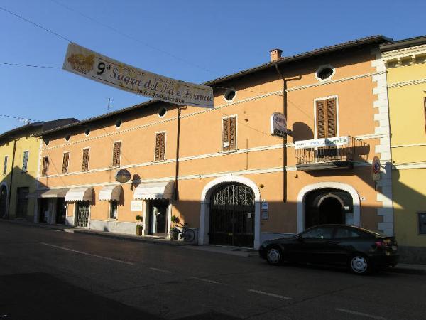Palazzo Via Giuseppe Garibaldi 8