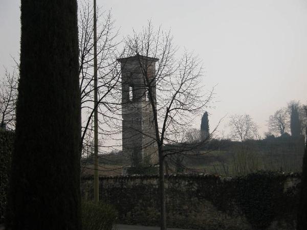 Torre Via Santolino