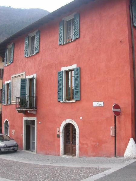Palazzo Via Zanardelli 16