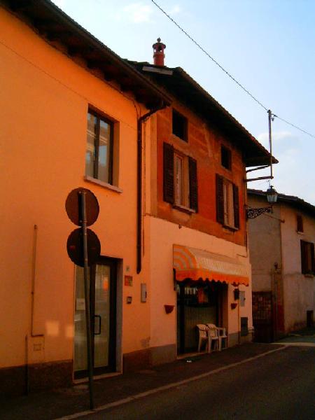 Casa Via Cesare Battisti 23