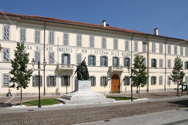 Casa Militare Umberto I - complesso