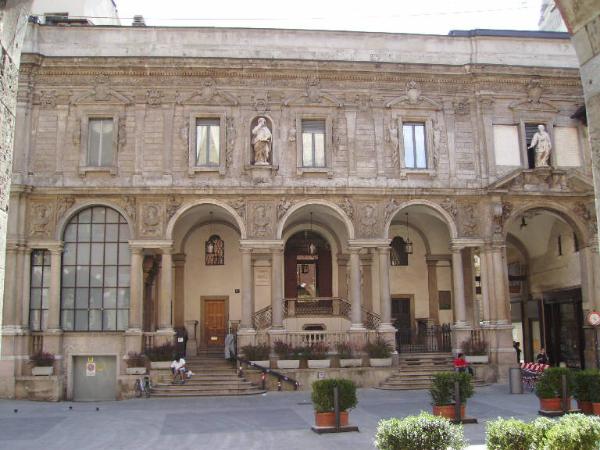 Palazzo delle Scuole Palatine