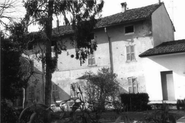 Casa Strada Comunale San Giacomo-Rovedaro - complesso