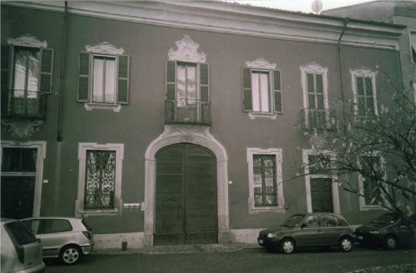 Palazzo Piazza del Popolo 12