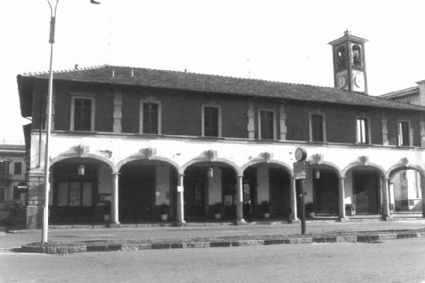 Casa Piazza Lombardia