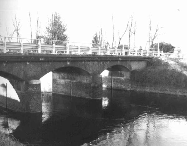 Ponte Canale Villoresi