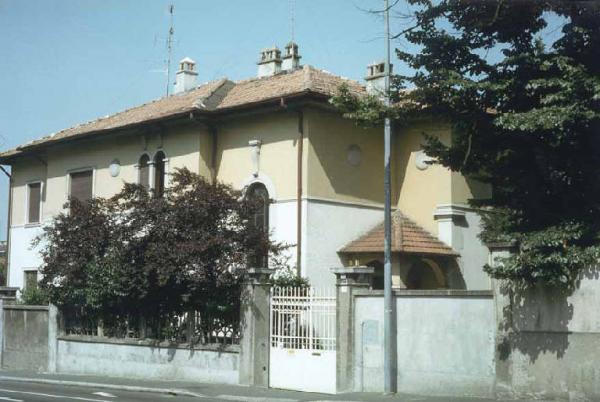 Villa Mazza, Moroni