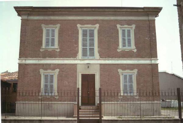 Casa Via Alfieri 10