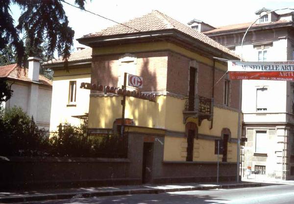 Casa Corso Sempione 117