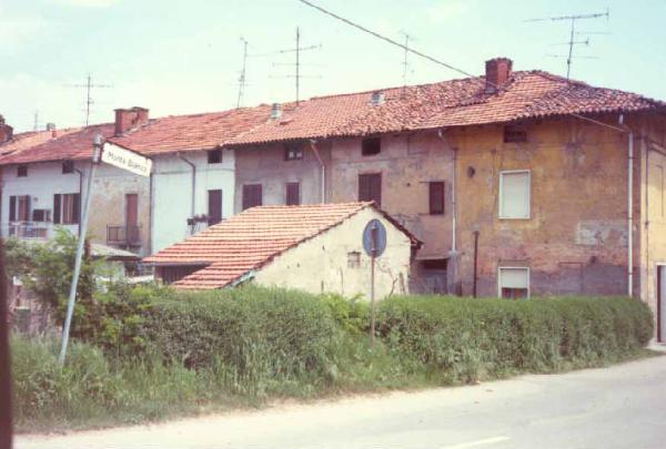 Vecchio nucleo Via Isonzo - complesso