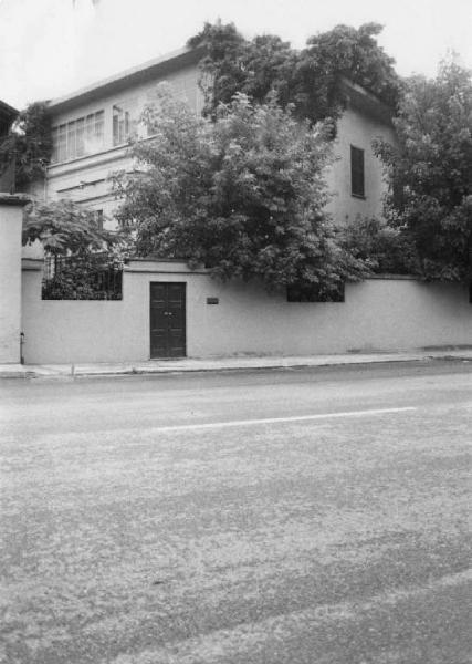 Villa Viale Gramsci 130