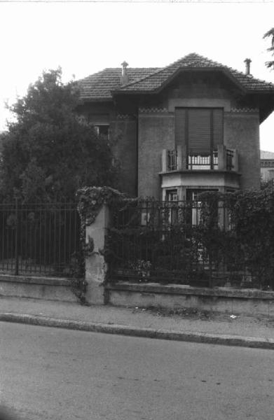 Casa Via Mazzini 43