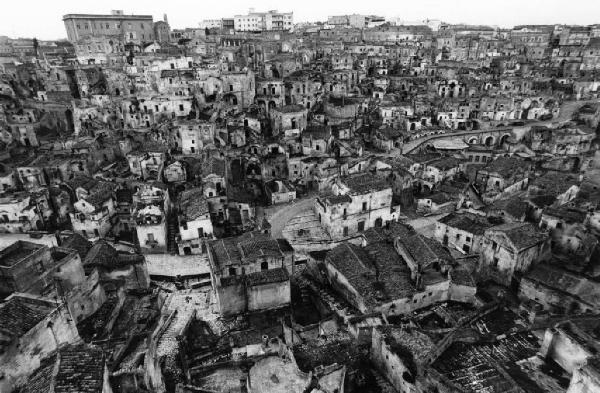 Veduta aerea della città di Matera - il borgo
