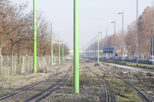 Tramsformazione. Milano - Cinisello Balsamo - Cantiere della metrotranvia - Percorso dei binari - Pali - Alberi - Strada parallela - Macchine