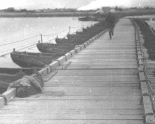 Seconda Guerra Mondiale - Ponte di barche - Fiume Dnieper - Ucraina