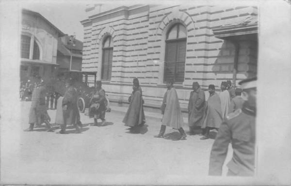 Prigionieri di guerra turchi -- Turchia - Edirne - Stazione ferroviaria