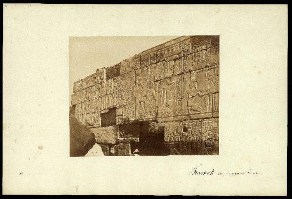 Bassorilievo - Thot, Sekhmet, Horus e faraone Ramses II con il proprio albero genealogico - Egitto - Karnak - Tempio di Amon - Grande sala ipostila