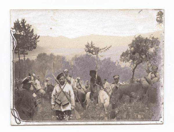 Guerra russo-giapponese - Ritratto di gruppo - Militari - Cosacchi a cavallo della scorta del Granduca Boris Vladimirovic Romanov - Russia - Manciuria - Tkhavuan