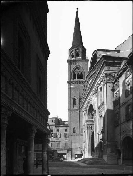 Mantova - Basilica di S. Andrea - Campanile - Facciata principale