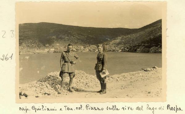 Seconda guerra mondiale - Ritratto maschile - Militari - Capitano Giuliani e tenente colonnello Piazzo - Lago di Prespa
