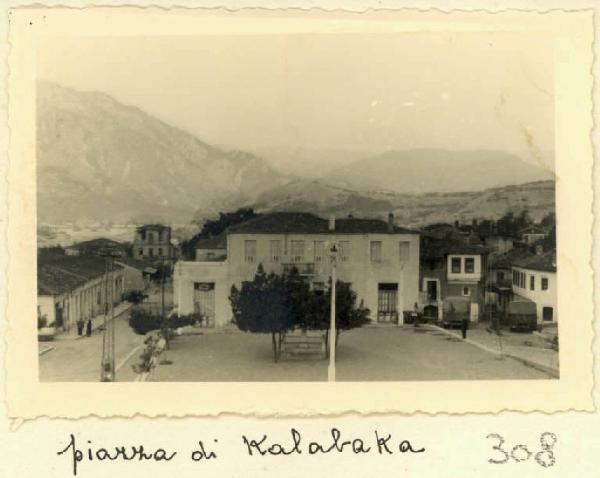 Kalabaka - Piazza