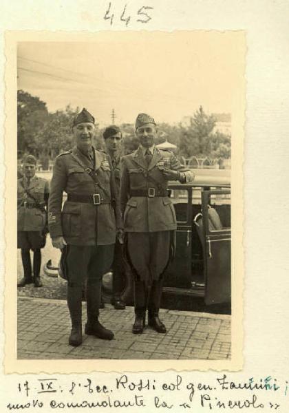 Seconda guerra mondiale - Ritratto maschile - Militari - Eccellenza Rossi col generale Zannini