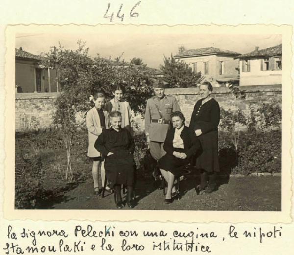 Seconda guerra mondiale - Ritratto di gruppo - Capitano Barilli con la signora Pelecki e parenti