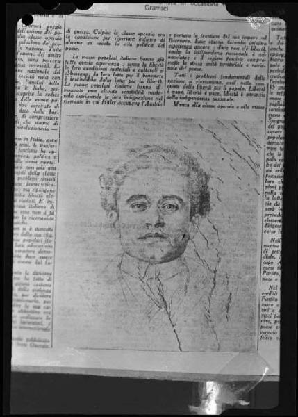 Pagina di giornale - Ritratto di Antonio Gramsci