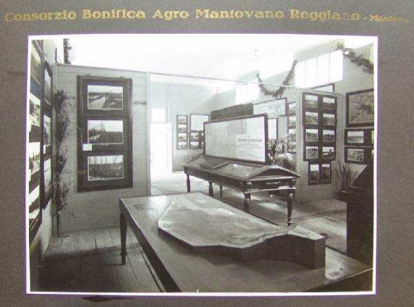 Napoli - Mostra nazionale delle bonifiche - Sezione dedicata al Consorzio di bonifica dell'agro mantovano reggiano di Mantova