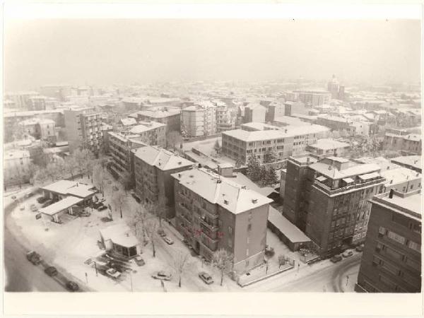 Mantova - Veduta della città coperta dalla neve - Piazzale Gramsci