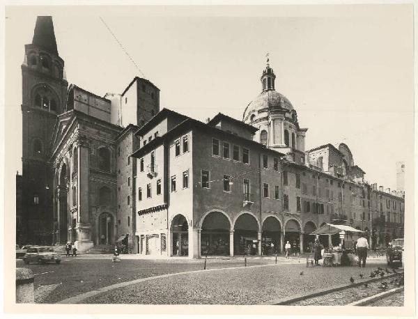 Mantova - Piazza Erbe - Basilica di S. Andrea