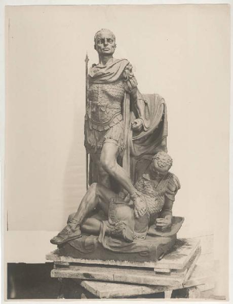 Scultura - Monumento a Virgilio - Gruppo allegorico - La Poesia eroica