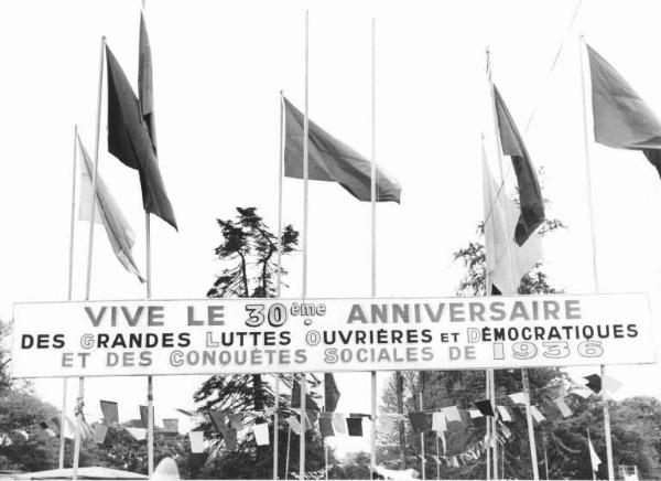 Festa dei lavoratori metallurgici francesi - Striscione di apertura - Bandiere