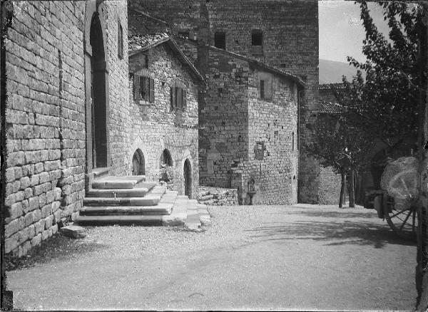 Veduta architettonica. Assisi - Chiesa di S. Maria della Rosa