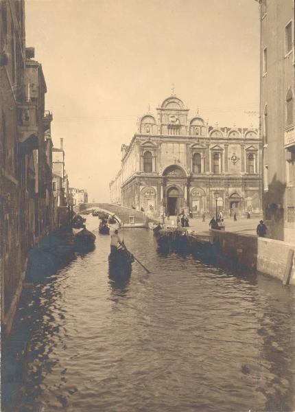 Veduta architettonica. Venezia - Convento dei Santi Giovanni e Paolo