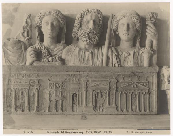 Scultura - Monumento degli Aterii, frammento - Roma - Museo Laterano