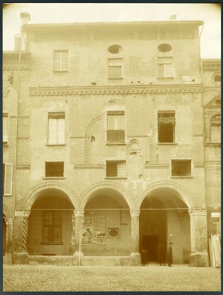 Bologna - Palazzo Tacconi Bovi