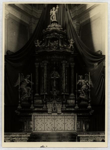 Cesano Maderno - Vecchia chiesa parrocchiale - Altare barocco