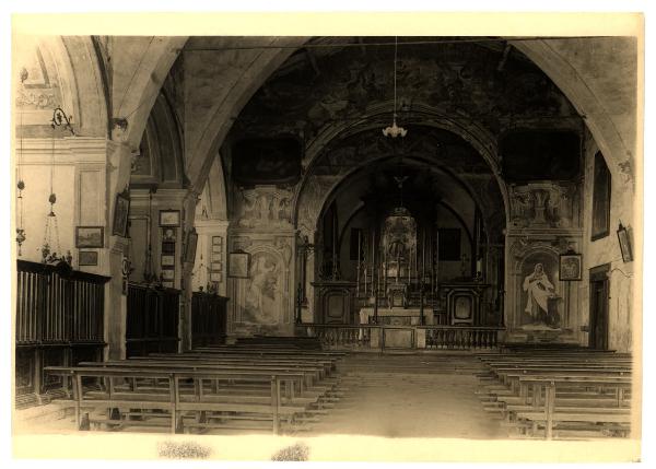 Sabbioncello - Chiesa - Particolare dell'interno con affreschi
