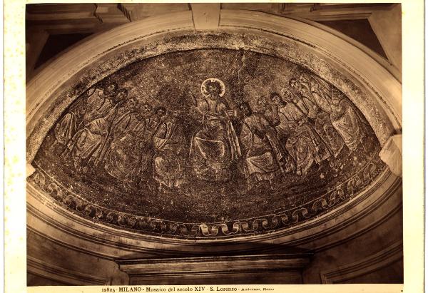 Milano - Basilica di S. Lorenzo Maggiore - Nicchia - semicatino, Cristo in trono e apostoli "Traditio legis", mosaico
